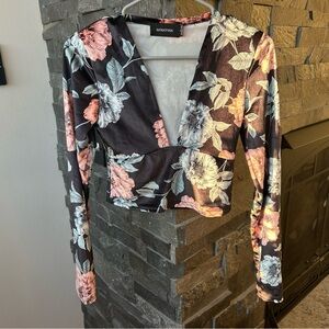 MINKPINK Velvet Floral V-Neck Crop Top